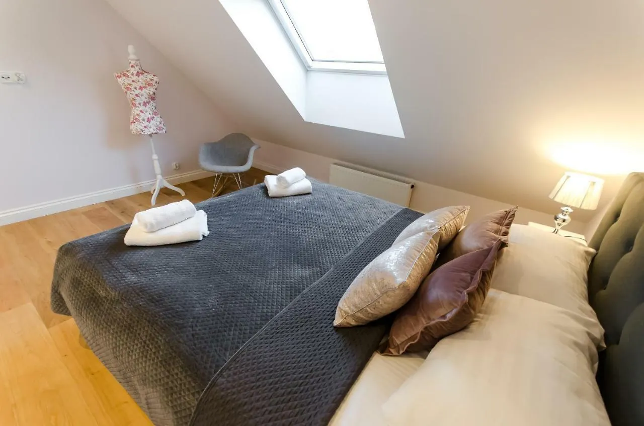 アパート クラクフKazimierz Penthouse With Private Terraceアパートメント