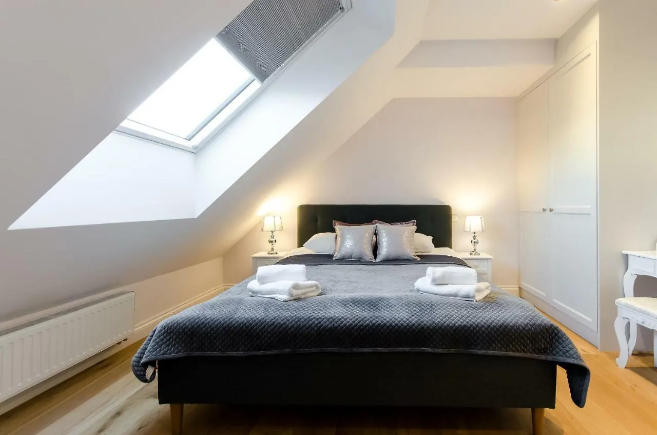 アパート クラクフKazimierz Penthouse With Private Terraceアパートメント