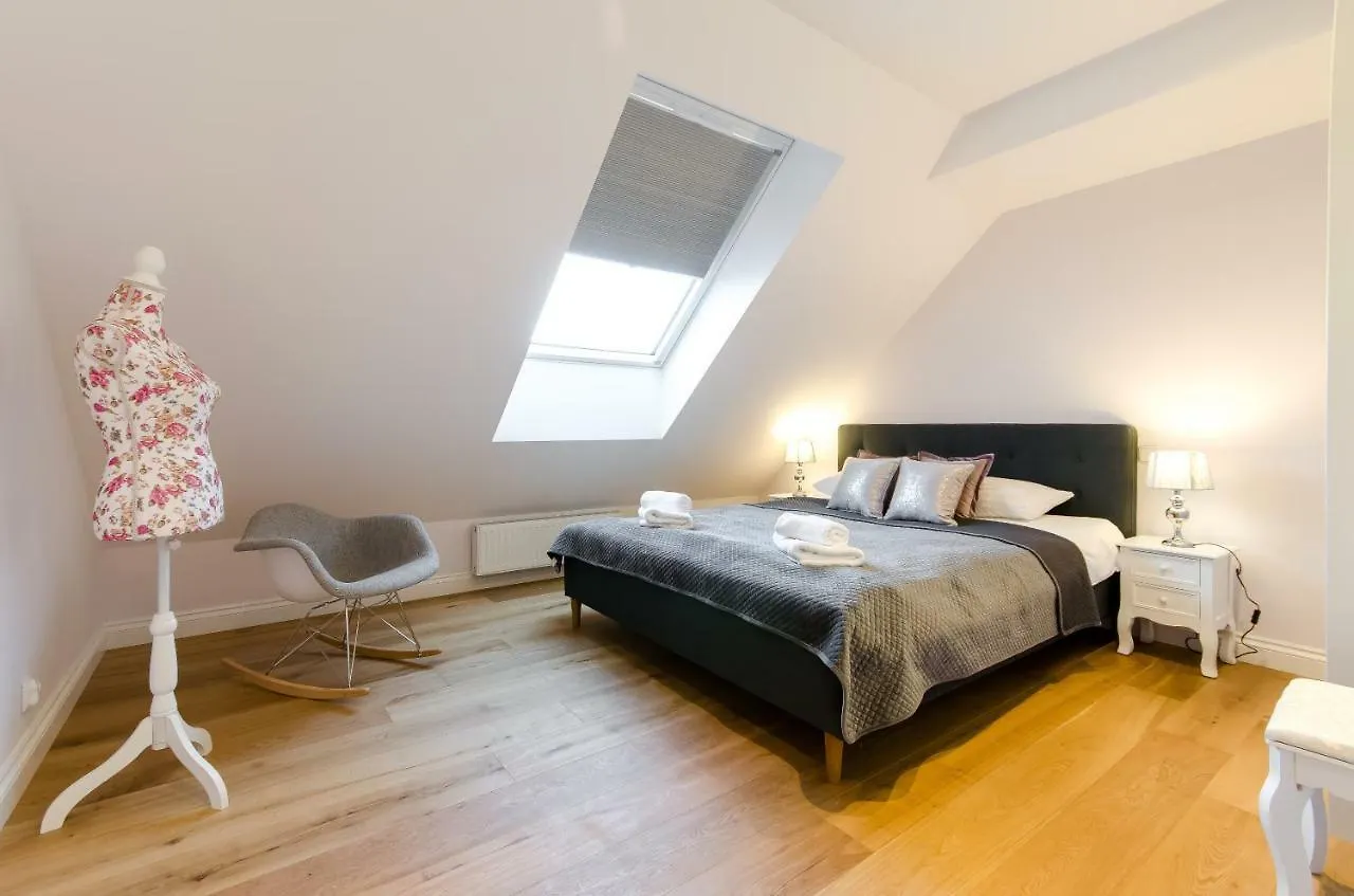 アパート クラクフKazimierz Penthouse With Private Terraceアパートメント ポーランド
