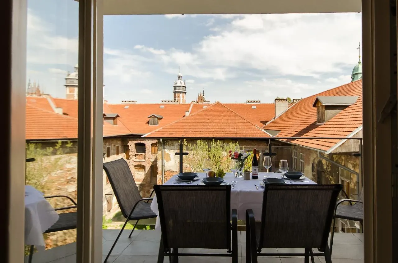 クラクフKazimierz Penthouse With Private Terraceアパートメント アパート